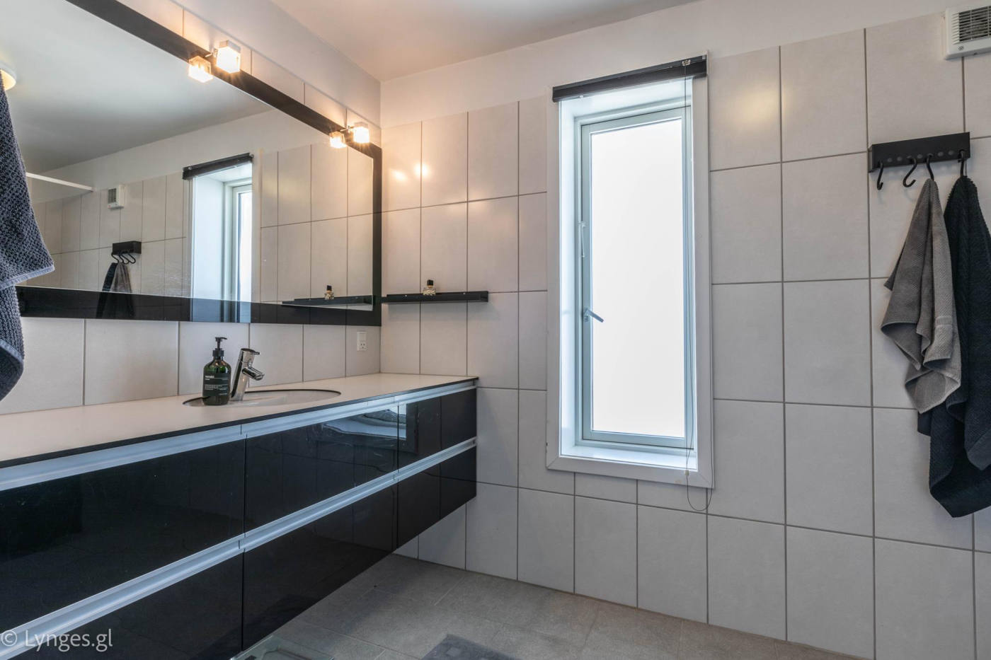 Будинок, 2863 м², 710 364$ — FAKTOR